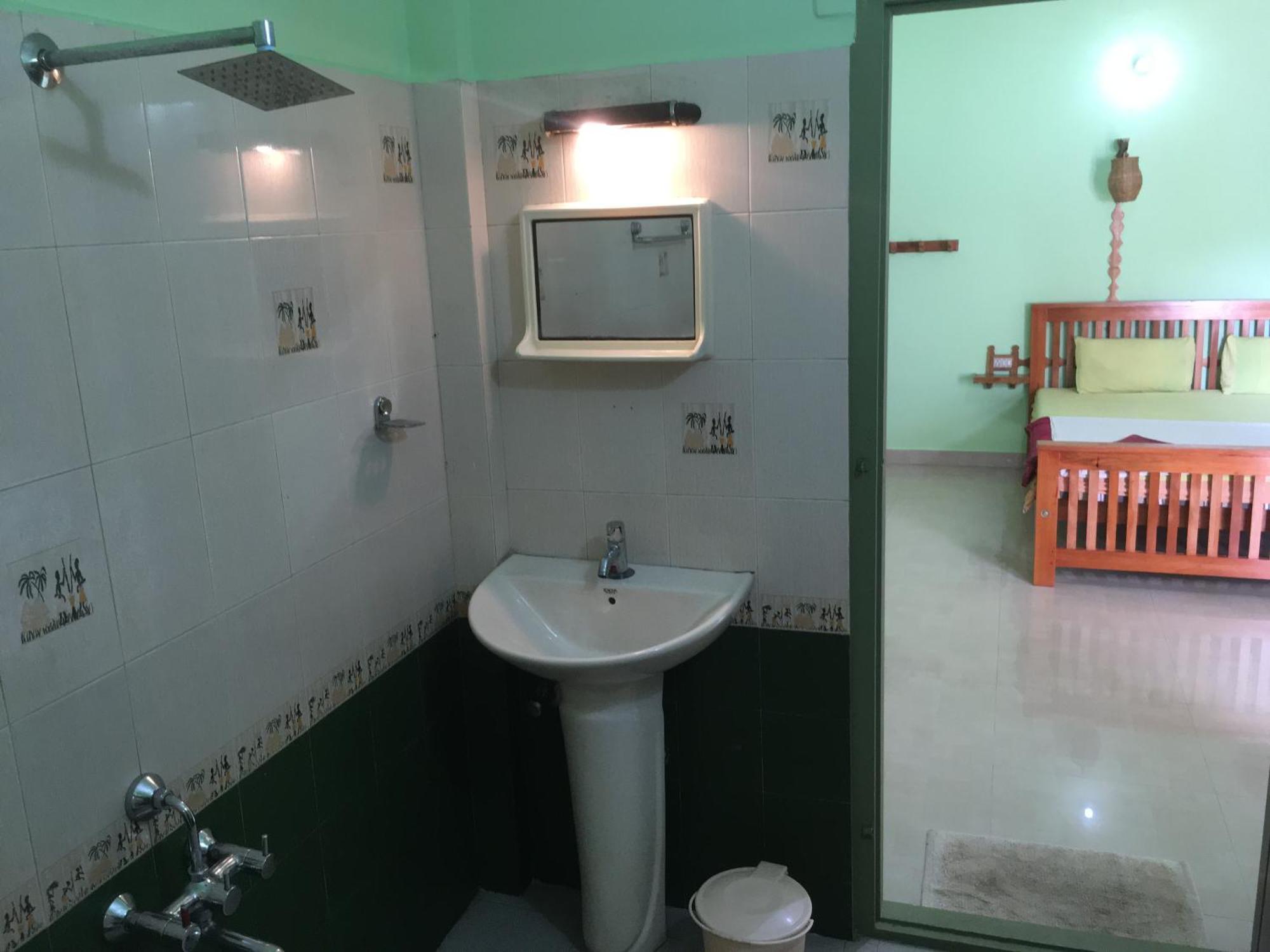 Panthalams Homestay Текади Екстериор снимка