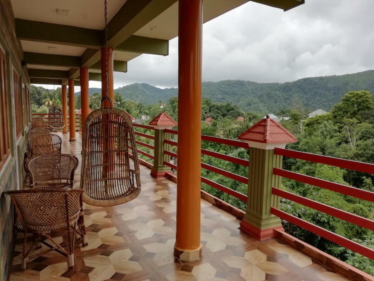 Panthalams Homestay Текади Екстериор снимка